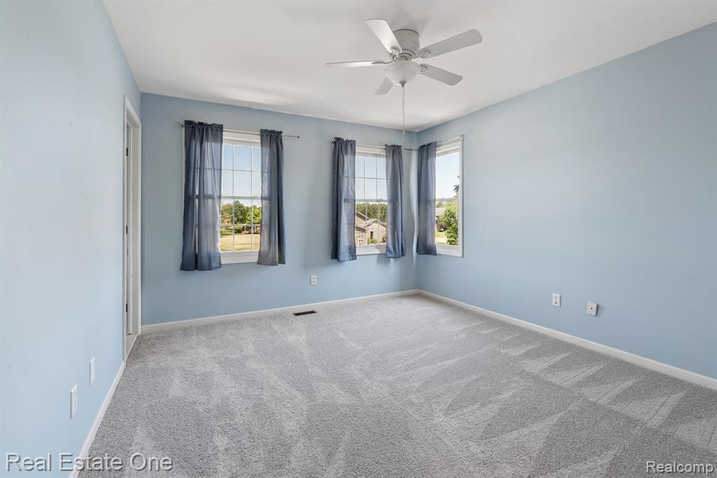 13924 EDENDERRY Drive, South Lyon, MI 48178 — Photo 24