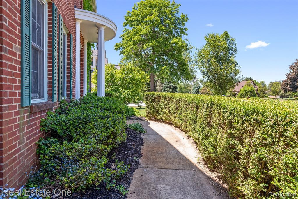 13924 EDENDERRY Drive, South Lyon, MI 48178 — Photo 51