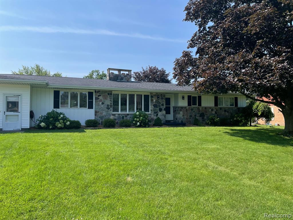 6336 VIRGINIA Street, Cass City, MI 48726 — front exterior