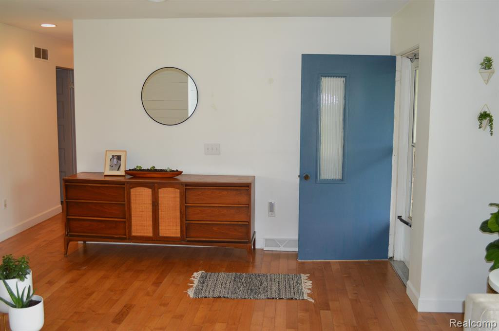6336 VIRGINIA Street, Cass City, MI 48726 — Photo 9
