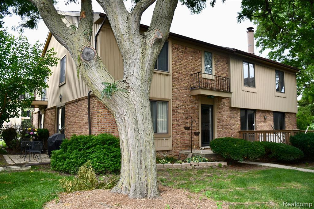 41578 BEDFORD Drive, Canton, MI 48187 — front exterior