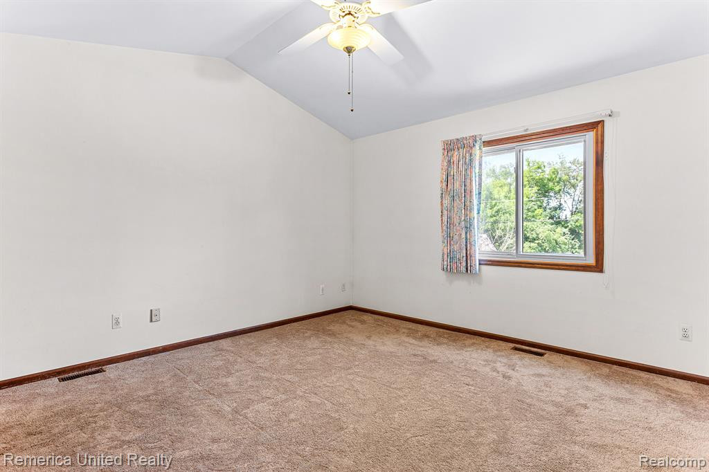 44030 STASSEN Avenue, Novi, MI — Photo 19