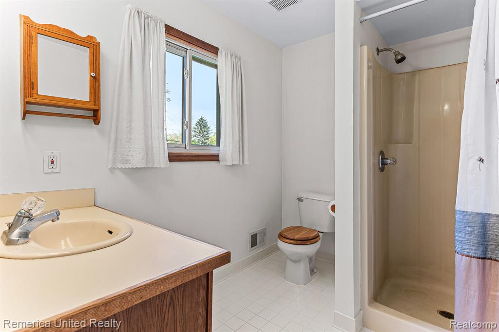 44030 STASSEN Avenue, Novi, MI — Photo 21