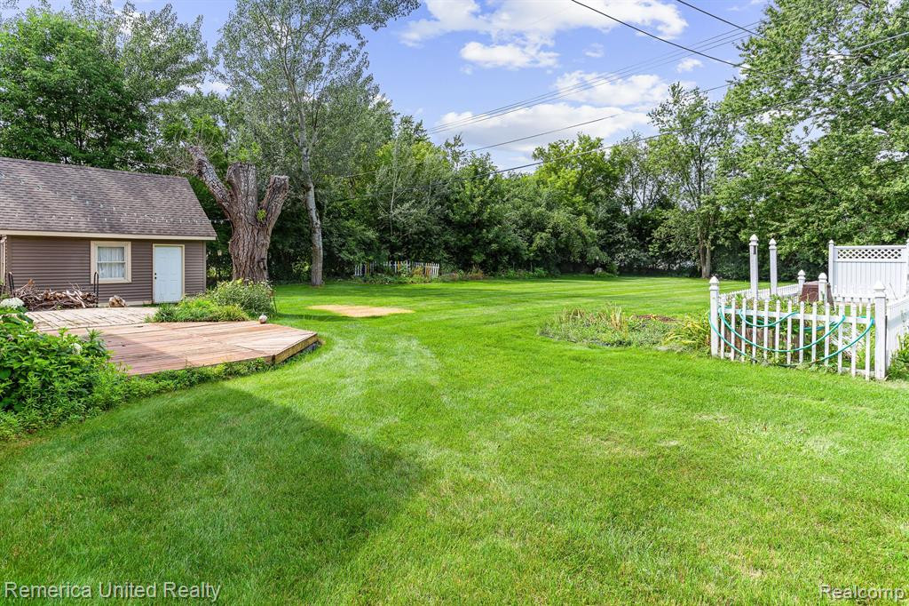 44030 STASSEN Avenue, Novi, MI — Photo 30