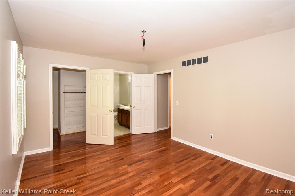 24236 BASHIAN Drive, Novi, MI — Photo 19