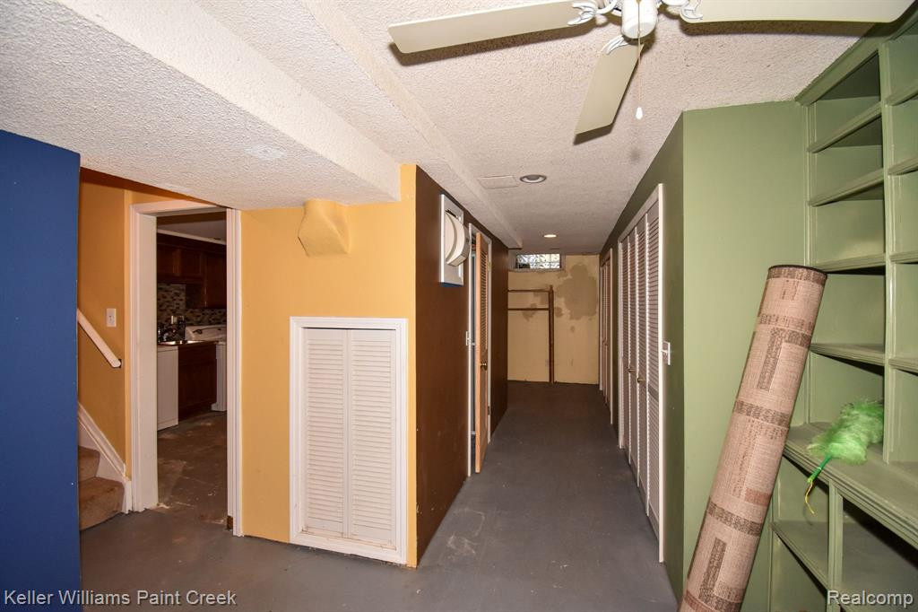24236 BASHIAN Drive, Novi, MI — Photo 37