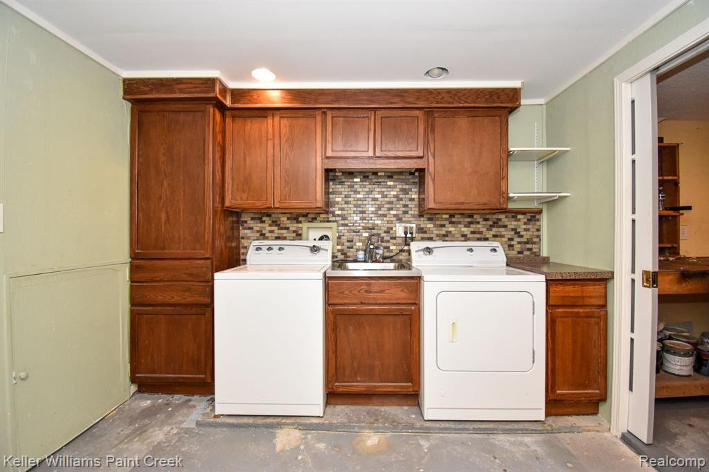 24236 BASHIAN Drive, Novi, MI — Photo 38