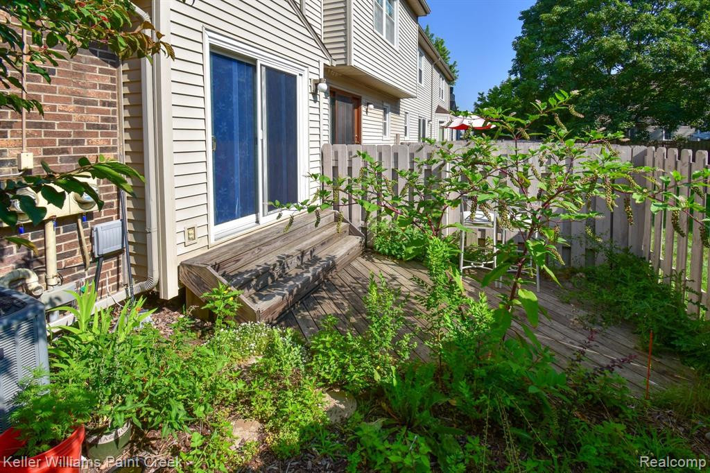 24236 BASHIAN Drive, Novi, MI — Photo 40