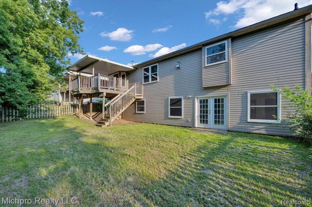 30 JAMESTOWN Drive, Metamora, MI 48455 — Photo 3