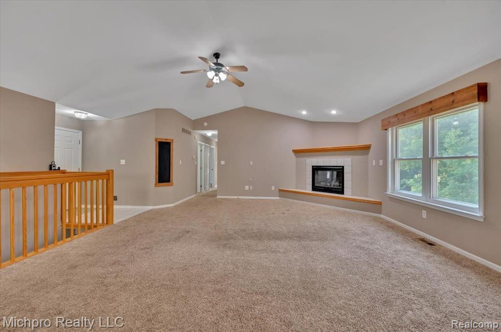 30 JAMESTOWN Drive, Metamora, MI 48455 — Photo 15