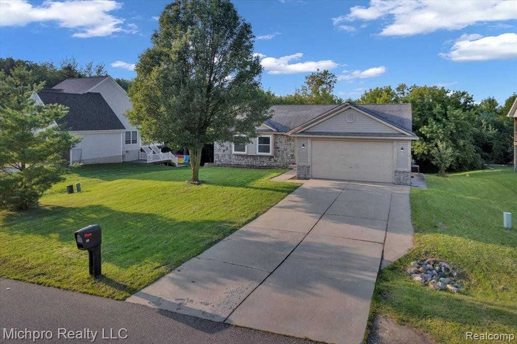 30 JAMESTOWN Drive, Metamora, MI 48455 — Photo 30