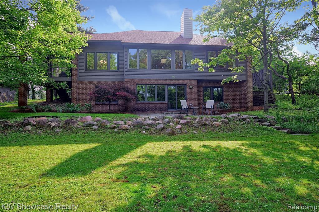 5128 PHEASANT Trail, Ann Arbor, MI 48105 — Photo 3
