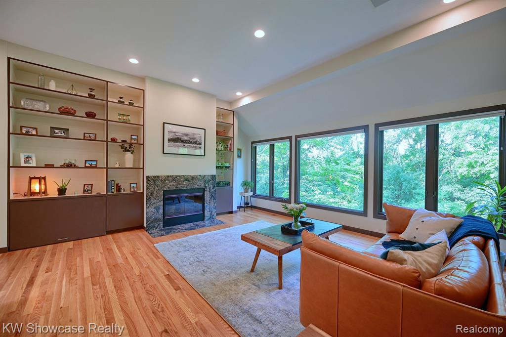 5128 PHEASANT Trail, Ann Arbor, MI 48105 — Photo 9