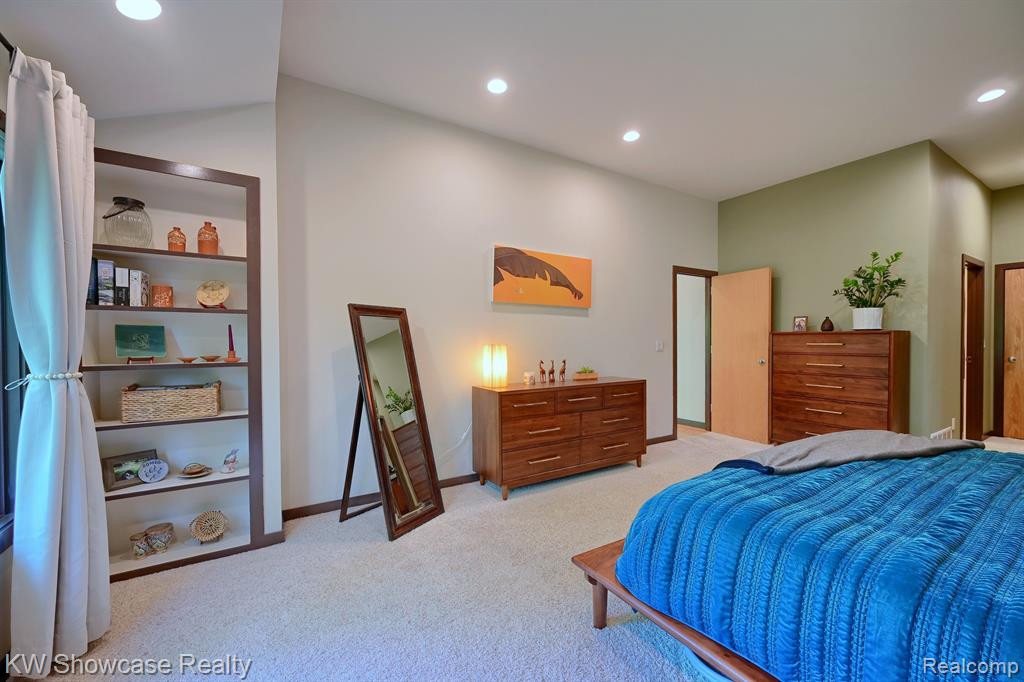 5128 PHEASANT Trail, Ann Arbor, MI 48105 — Photo 22