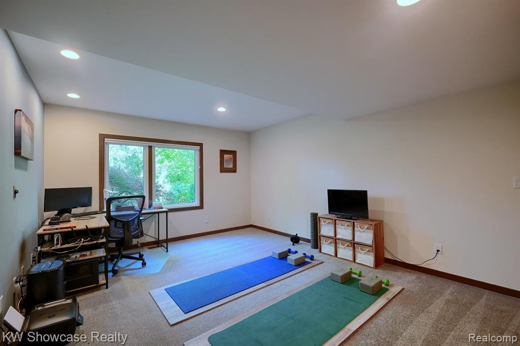 5128 PHEASANT Trail, Ann Arbor, MI 48105 — Photo 30