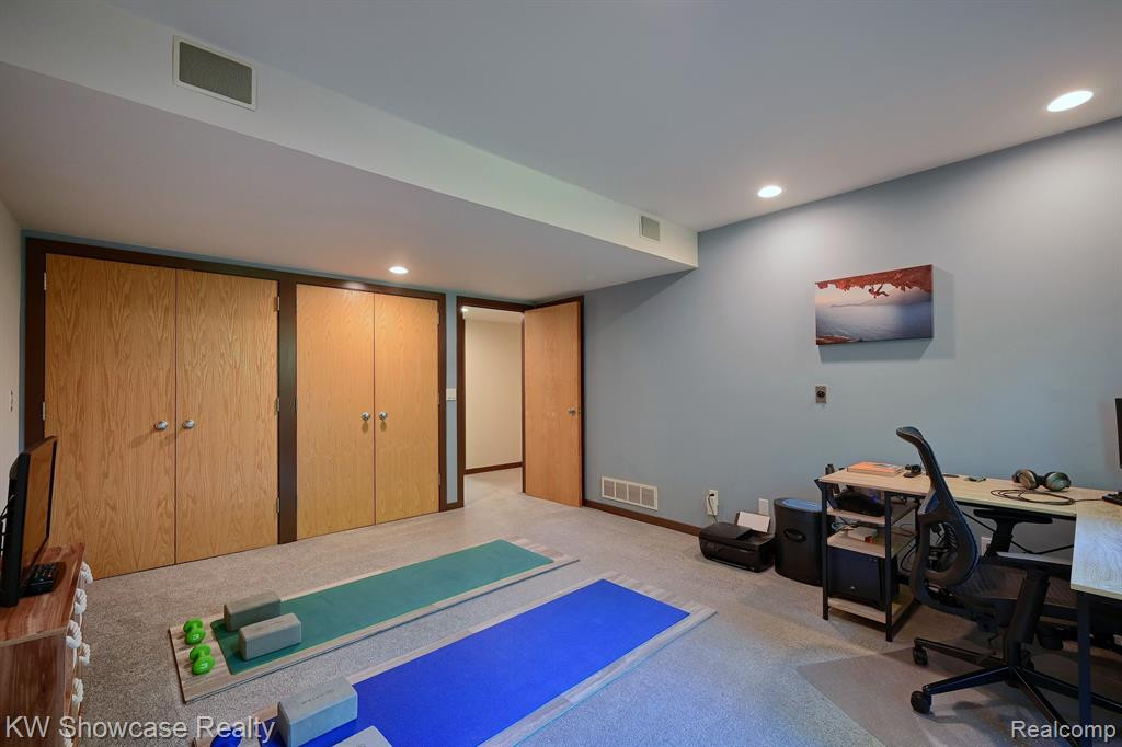 5128 PHEASANT Trail, Ann Arbor, MI 48105 — Photo 31