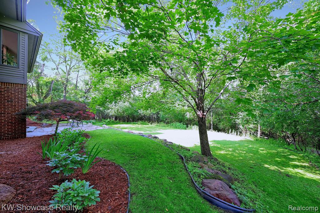5128 PHEASANT Trail, Ann Arbor, MI 48105 — Photo 38