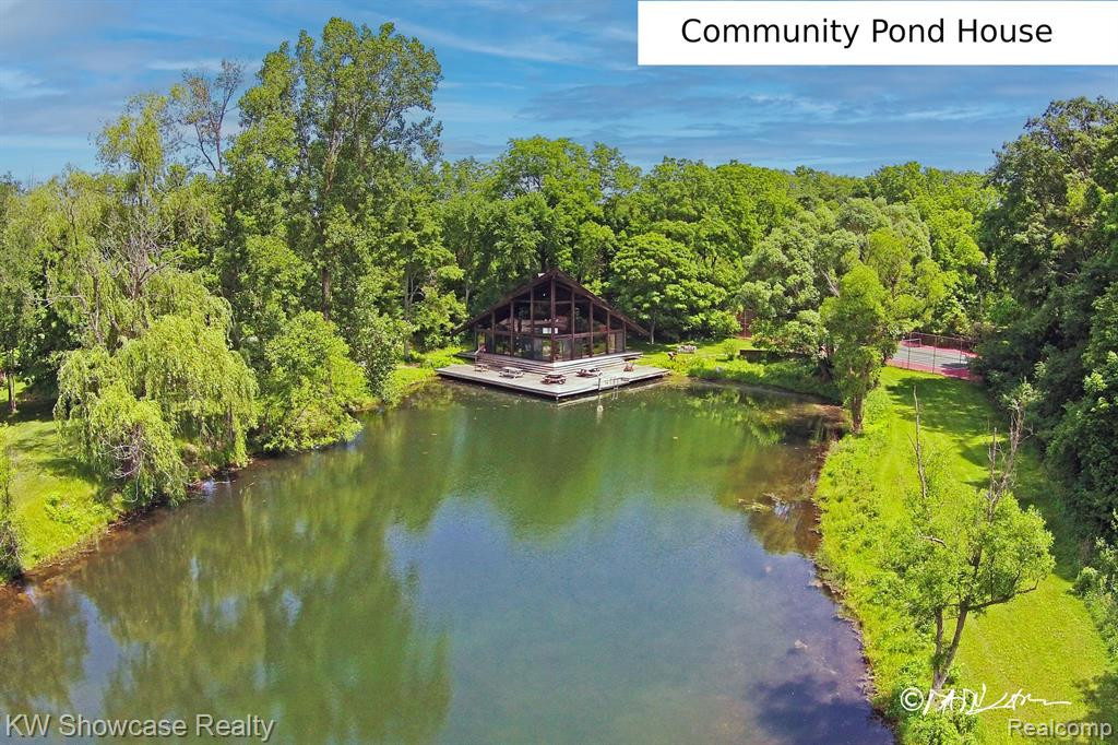 5128 PHEASANT Trail, Ann Arbor, MI 48105 — Photo 44