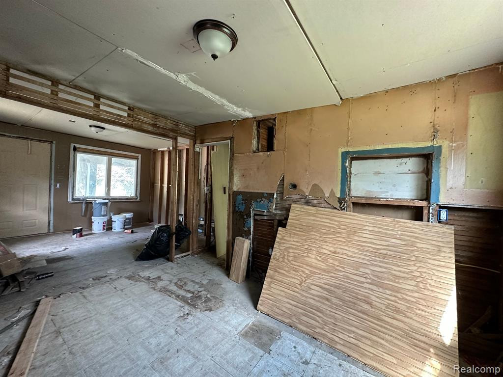 750 SCOTTWOOD Street, Pontiac, MI 48340 — Photo 7