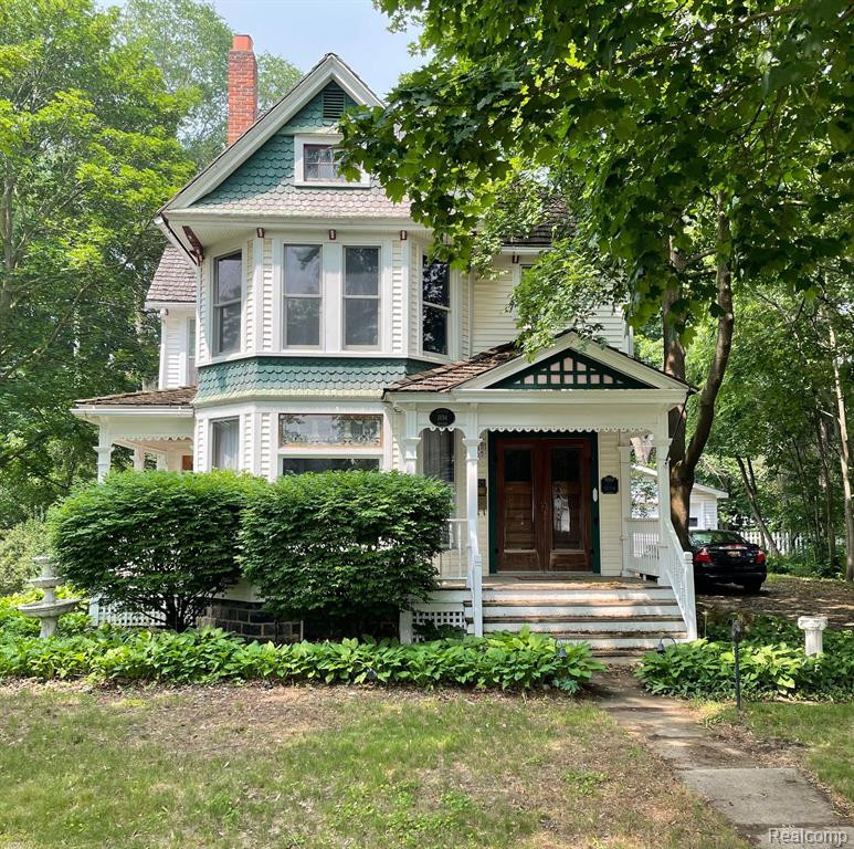 67 PONTIAC Street, Oxford, MI 48371 — front exterior