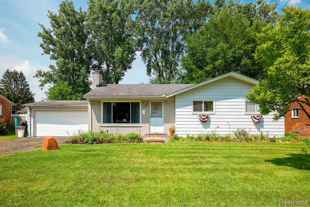 2399 ETHEL Drive, Wolverine Lake, MI 48390 — front exterior