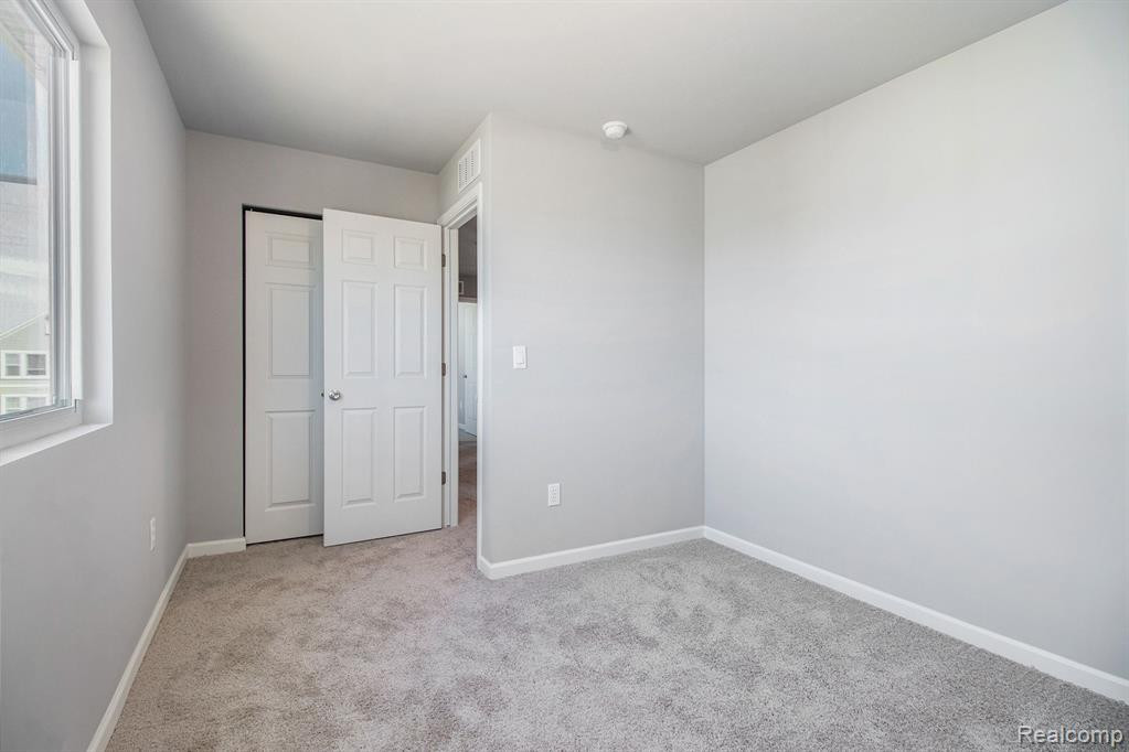 3055 IVY WOOD Circle, Howell, MI 48855 — Photo 13