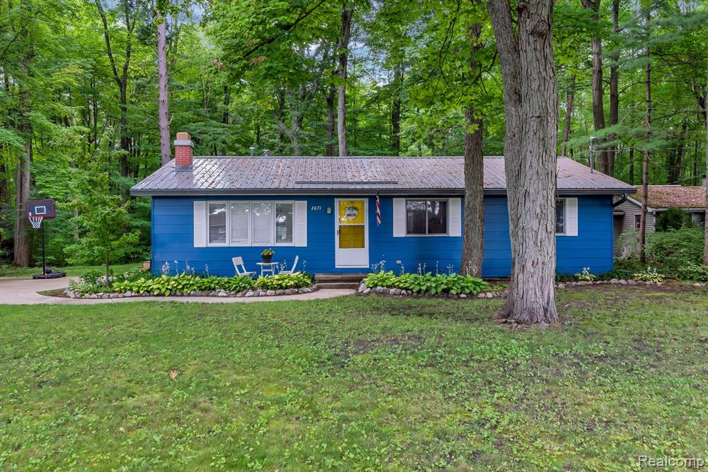 2671 N PETERSON Drive, Sanford, MI 48657 — Photo 2