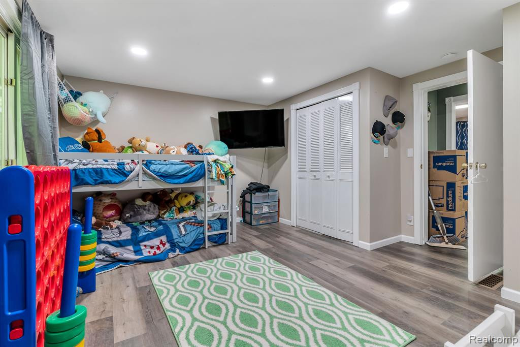 2671 N PETERSON Drive, Sanford, MI 48657 — Photo 15