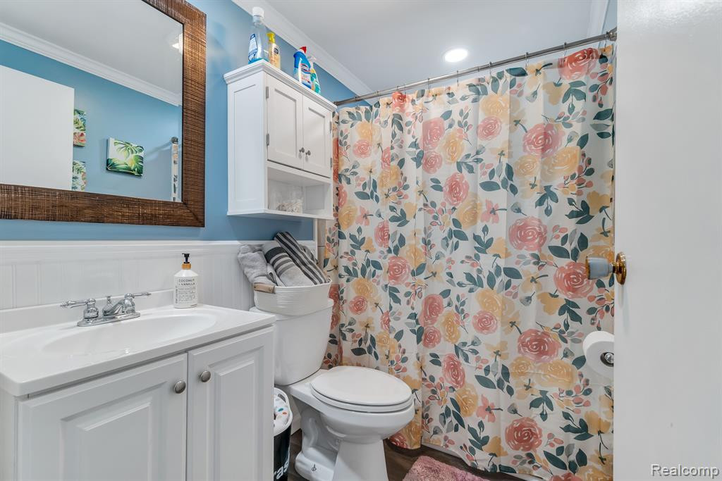2671 N PETERSON Drive, Sanford, MI 48657 — Photo 18
