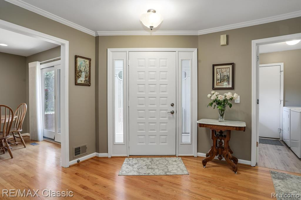 37844 AMBER Drive, Farmington Hills, MI 48331 — Photo 6