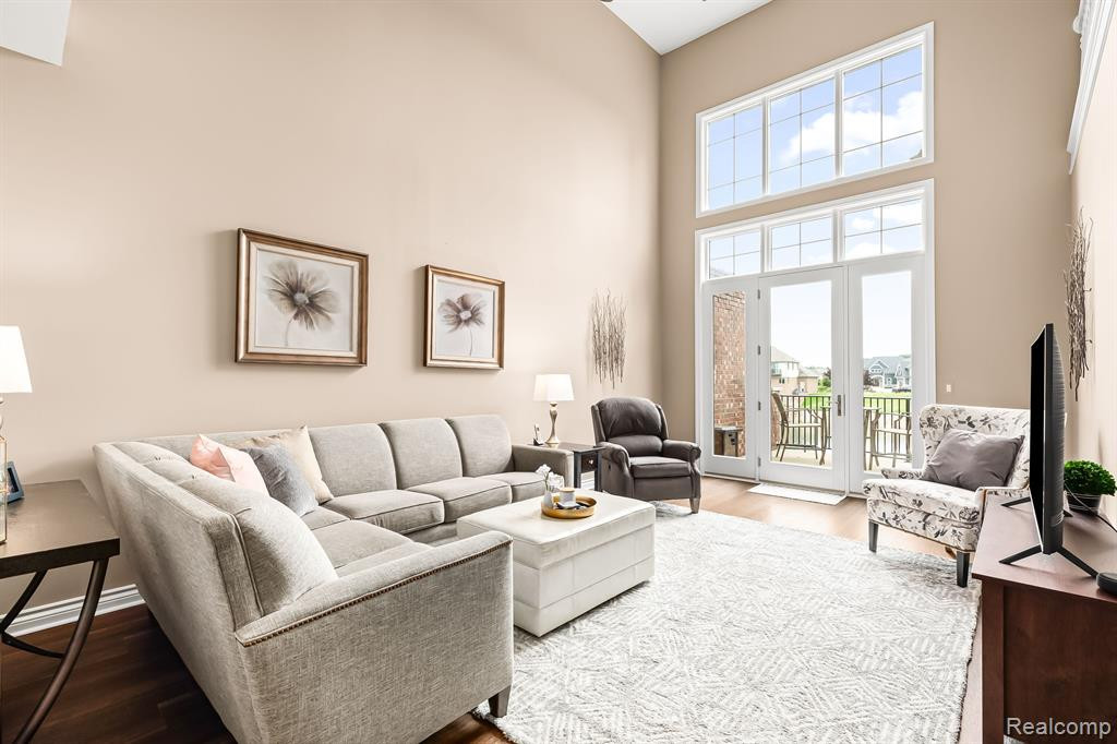 10729 WATERFALL Court, South Lyon, MI 48178 — Photo 15