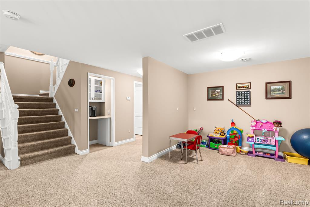 10729 WATERFALL Court, South Lyon, MI 48178 — Photo 39