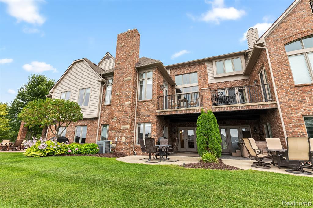 10729 WATERFALL Court, South Lyon, MI 48178 — Photo 51