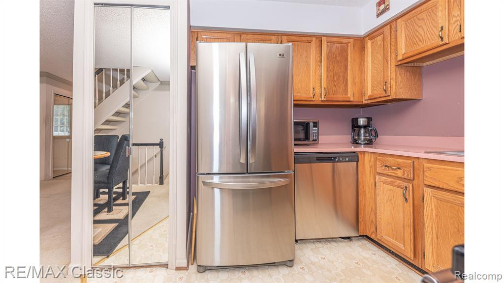 42243 MILL RACE Circle, Plymouth, MI 48170 — Photo 13