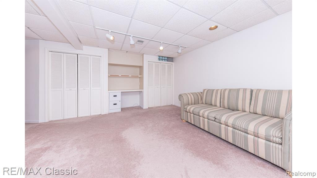 42243 MILL RACE Circle, Plymouth, MI 48170 — Photo 28