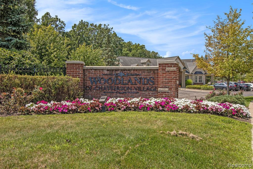47787 ORMSKIRK Drive, Canton, MI 48188 — Photo 4