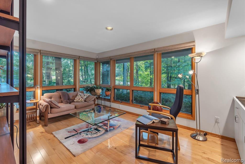 21222 E CHIGWIDDEN Street, Northville, MI 48167 — Photo 27