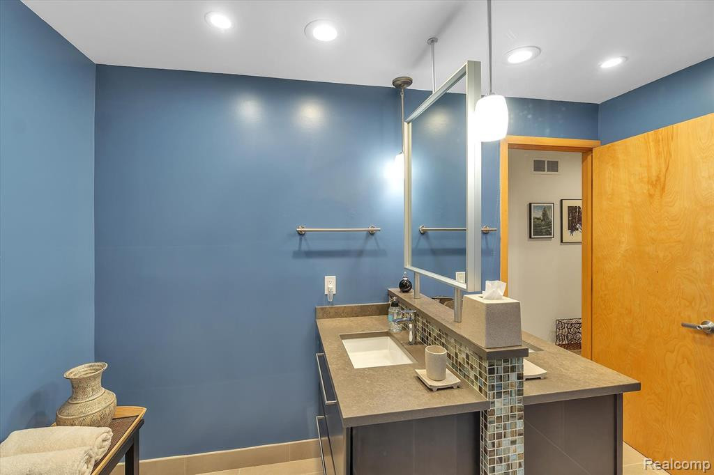 21222 E CHIGWIDDEN Street, Northville, MI 48167 — Photo 50