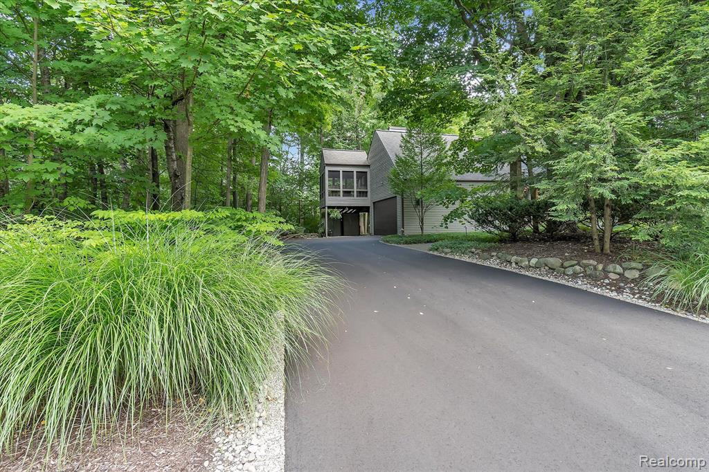 21222 E CHIGWIDDEN Street, Northville, MI 48167 — Photo 65