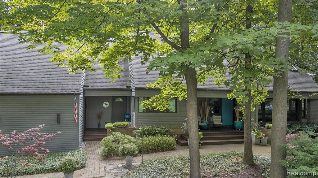 21222 E CHIGWIDDEN Street, Northville, MI 48167 — Photo 76