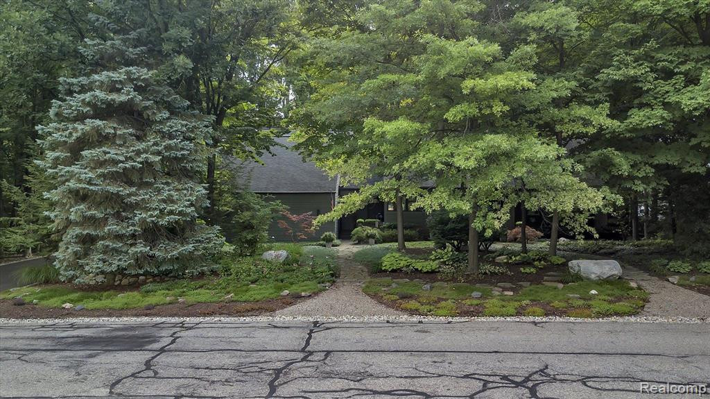 21222 E CHIGWIDDEN Street, Northville, MI 48167 — Photo 77