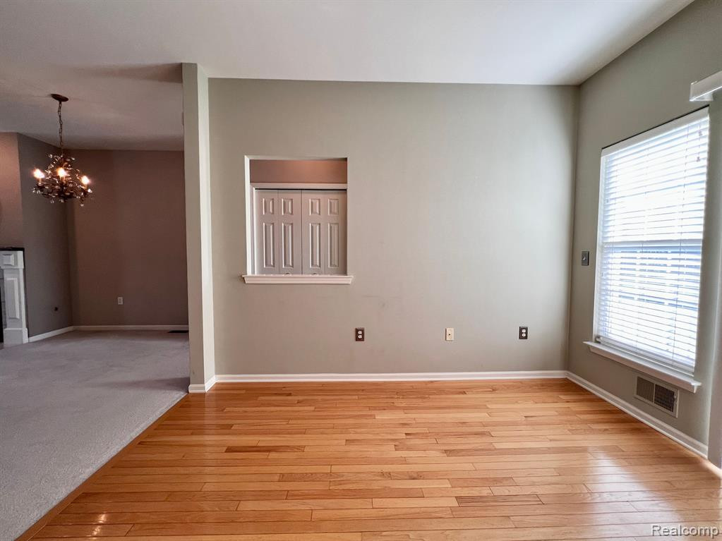 588 CHERRY ORCHARD Road, 147, Canton, MI 48188 — Photo 12