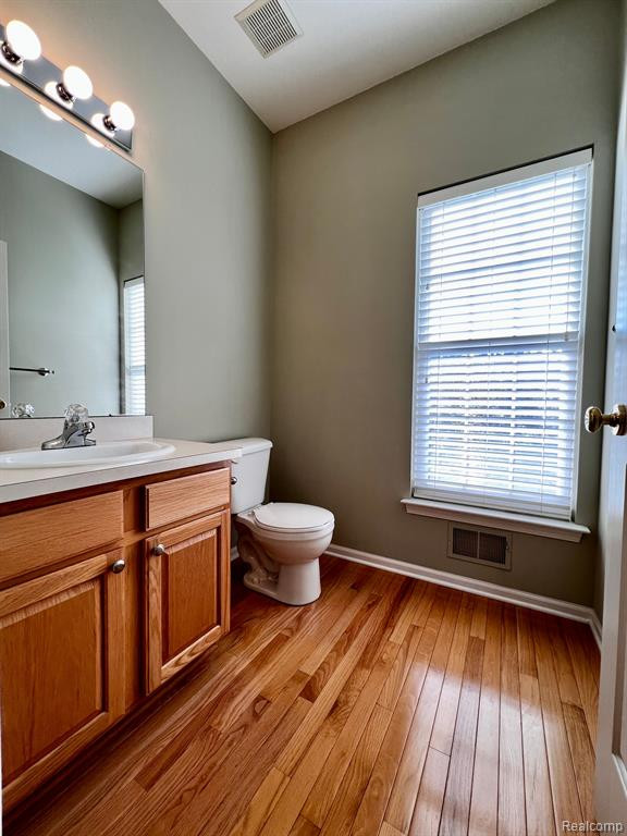 588 CHERRY ORCHARD Road, 147, Canton, MI 48188 — Photo 17