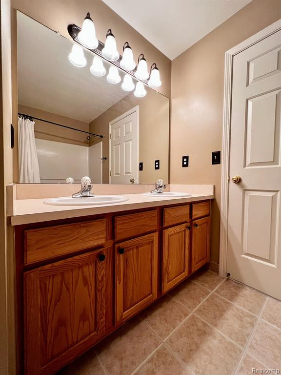 588 CHERRY ORCHARD Road, 147, Canton, MI 48188 — Photo 26