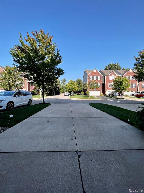 588 CHERRY ORCHARD Road, 147, Canton, MI 48188 — Photo 42