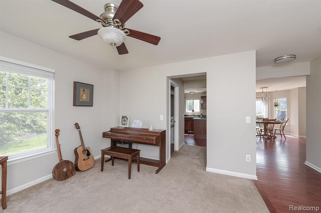1900 CARLISLE Court, Ypsilanti, MI 48198 — Photo 9