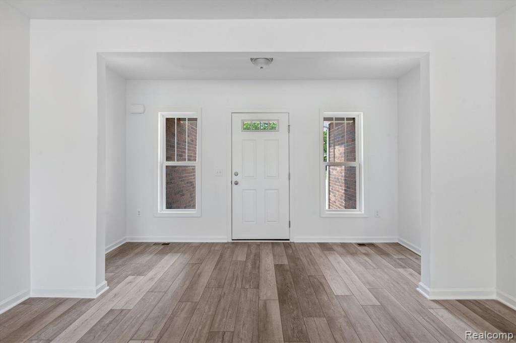 8343 JACK PINE Circle, Ypsilanti, MI 48197 — Photo 3