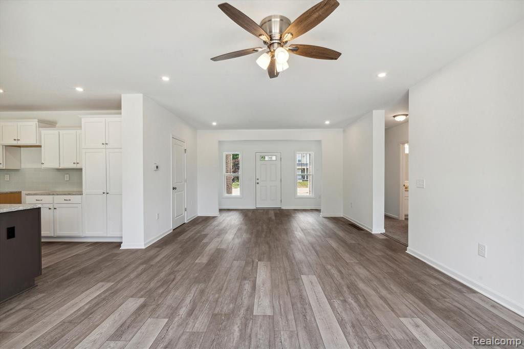 8343 JACK PINE Circle, Ypsilanti, MI 48197 — Photo 8