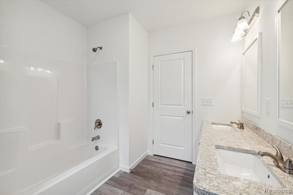 8343 JACK PINE Circle, Ypsilanti, MI 48197 — Photo 33