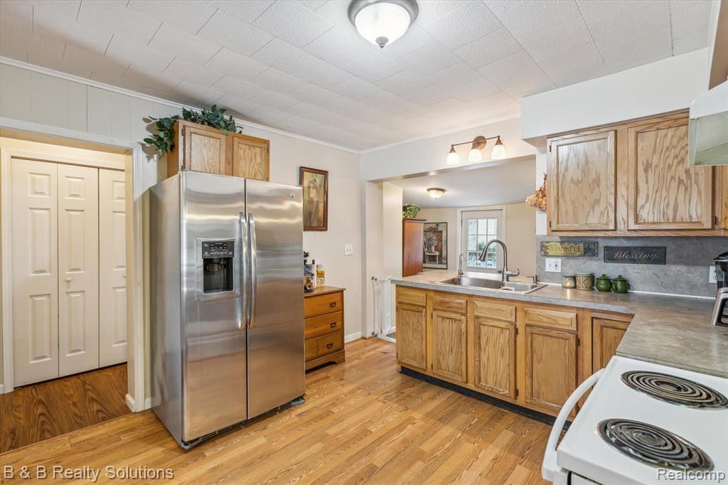 4284 HURON Street, North Branch, MI 48461 — Photo 11